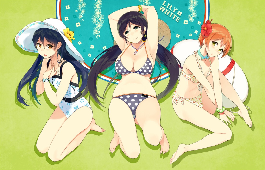 bikini cleavage hoshizora_rin love_live! love_live!_(series) sasamori_tomoe sonoda_umi swimsuits toujou_nozomi